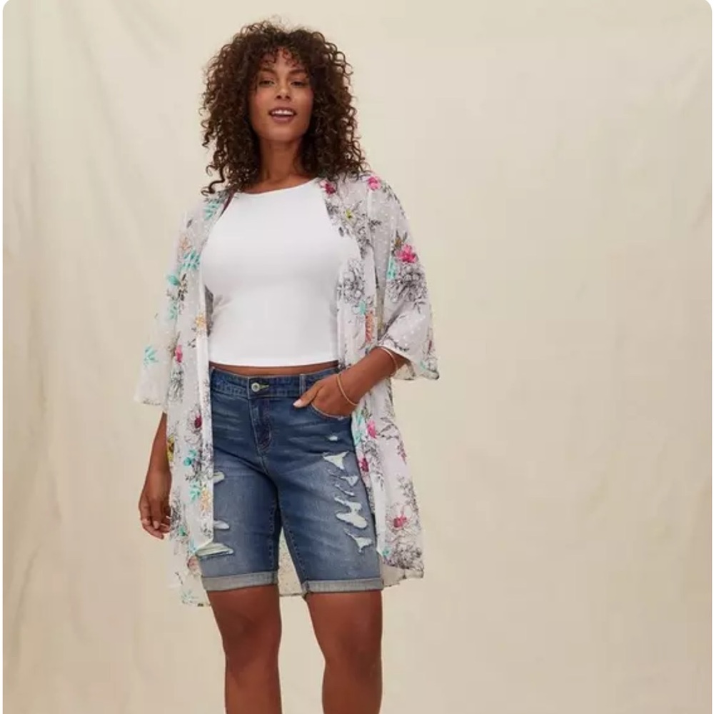 Torrid White Swiss Dot Floral Hi-Low Kimono - Picture 2 of 10